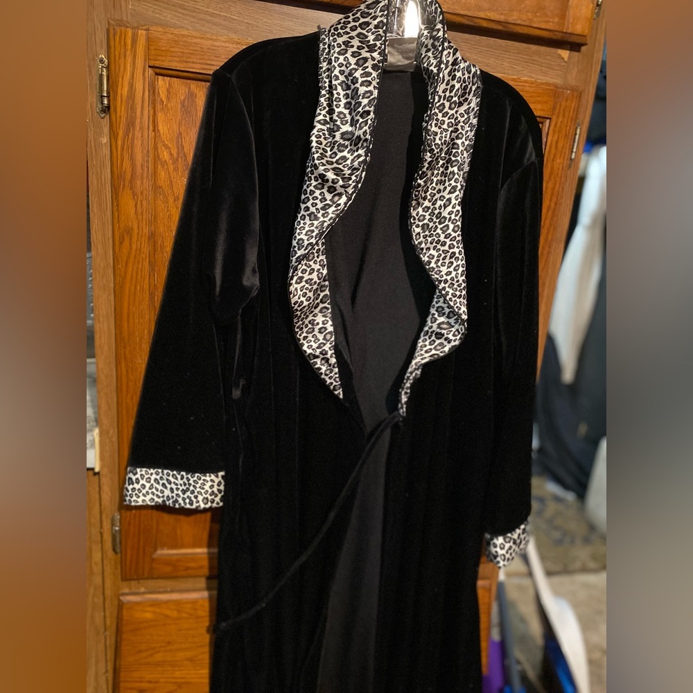 black cheetah print robe